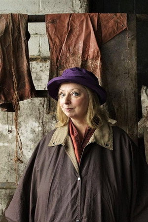 watch-Hilary Mantel: Return to Wolf Hall (2020)