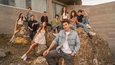 watch-Torn Apart (2026)